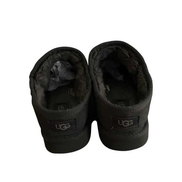 UGG Slip-On Loafers with Plush Comfort Man Size 12 main image 6